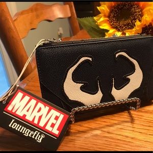 Marvel x Loungefly Venom Flap Wallet
